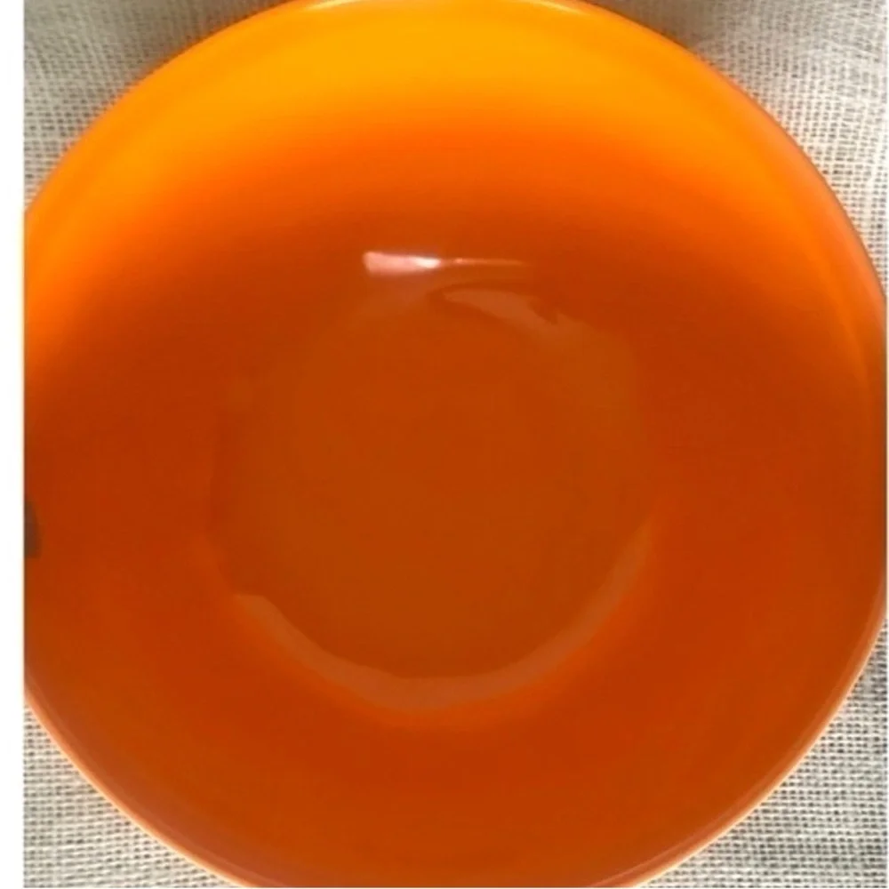 Rae Dunn ceramic contrasting